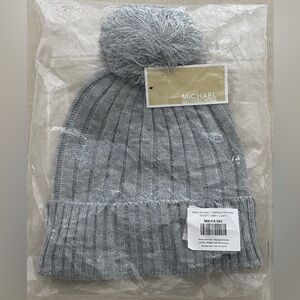 •NIP•Michael Kors Cozy Pom-Pom Ribbed Knit Beanie Hat